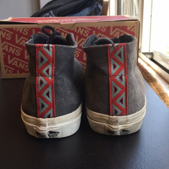 VANS - grey shoes with tribal print and beads - Picture 4 of 4